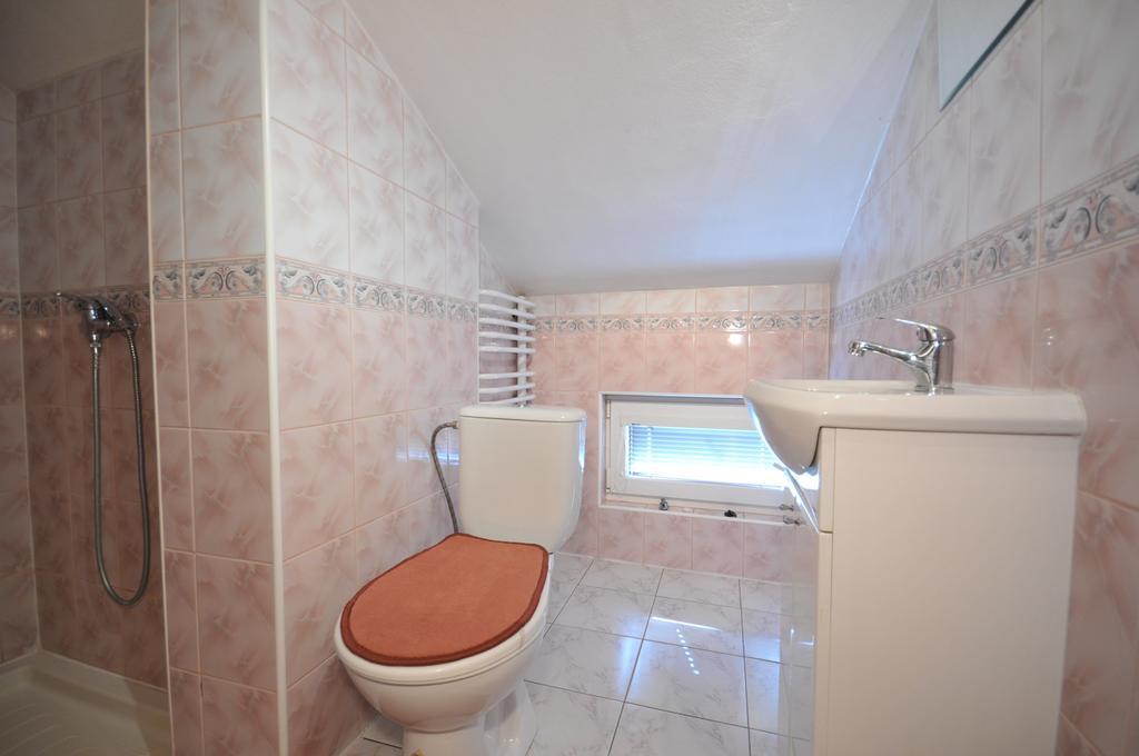 Privat Lujza Hotel Liptovská Osada Екстериор снимка